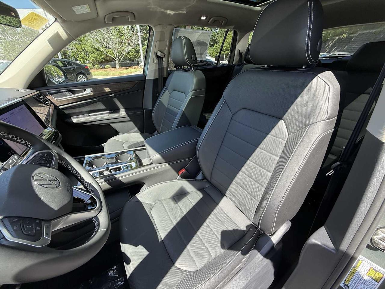 2025 Volkswagen Atlas 2.0T SEL Westborough MA