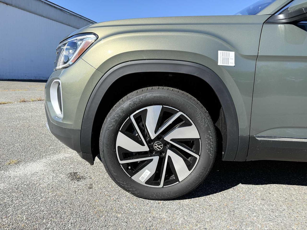 2025 Volkswagen Atlas 2.0T SEL Westborough MA