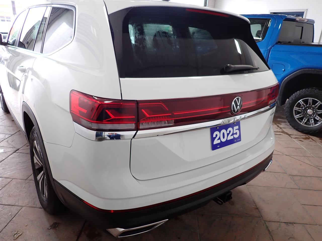 2025 Volkswagen Atlas Comfortline 4WD LEATHER 7 PASS Listowel ON