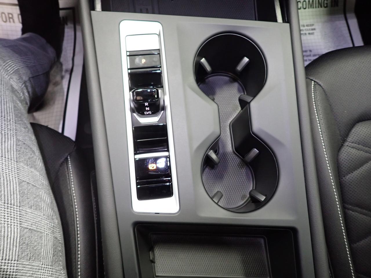 2025 Volkswagen Atlas Comfortline 4WD LEATHER Listowel ON