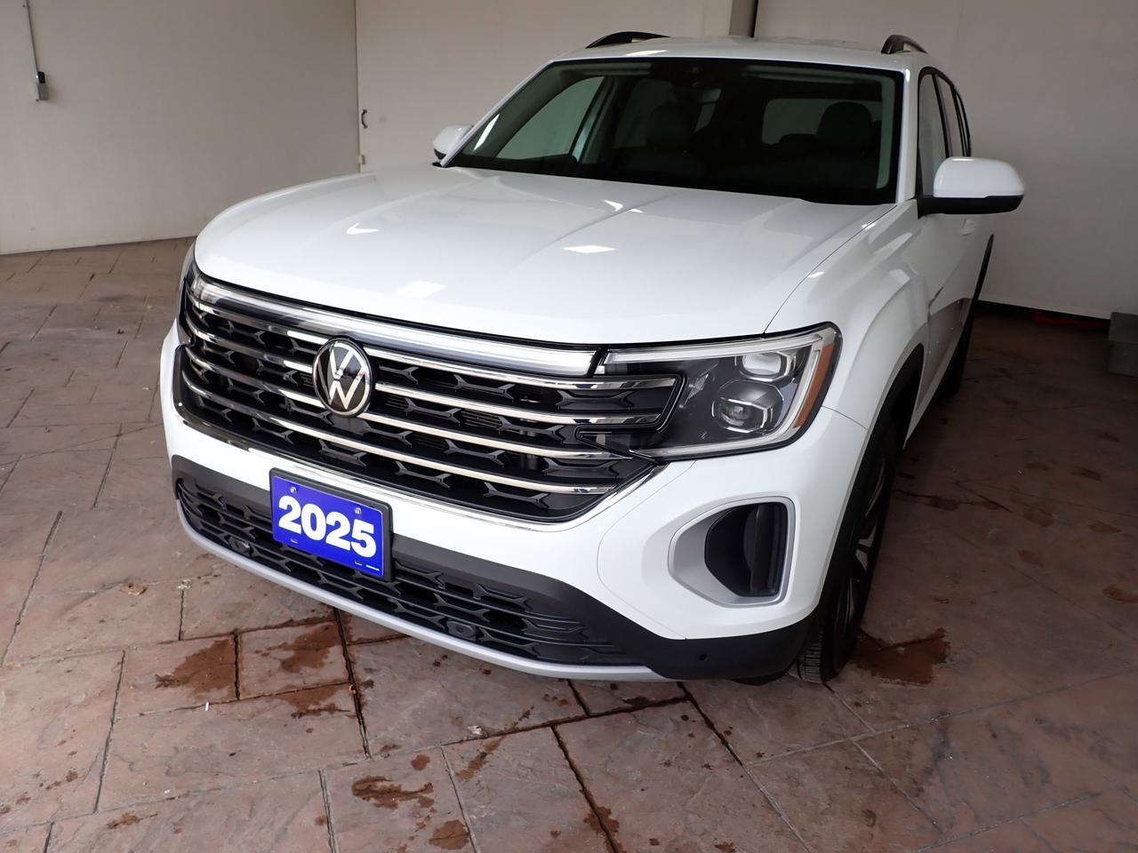 2025 Volkswagen Atlas Comfortline 4WD LEATHER NAVI 7 PASS Listowel ON