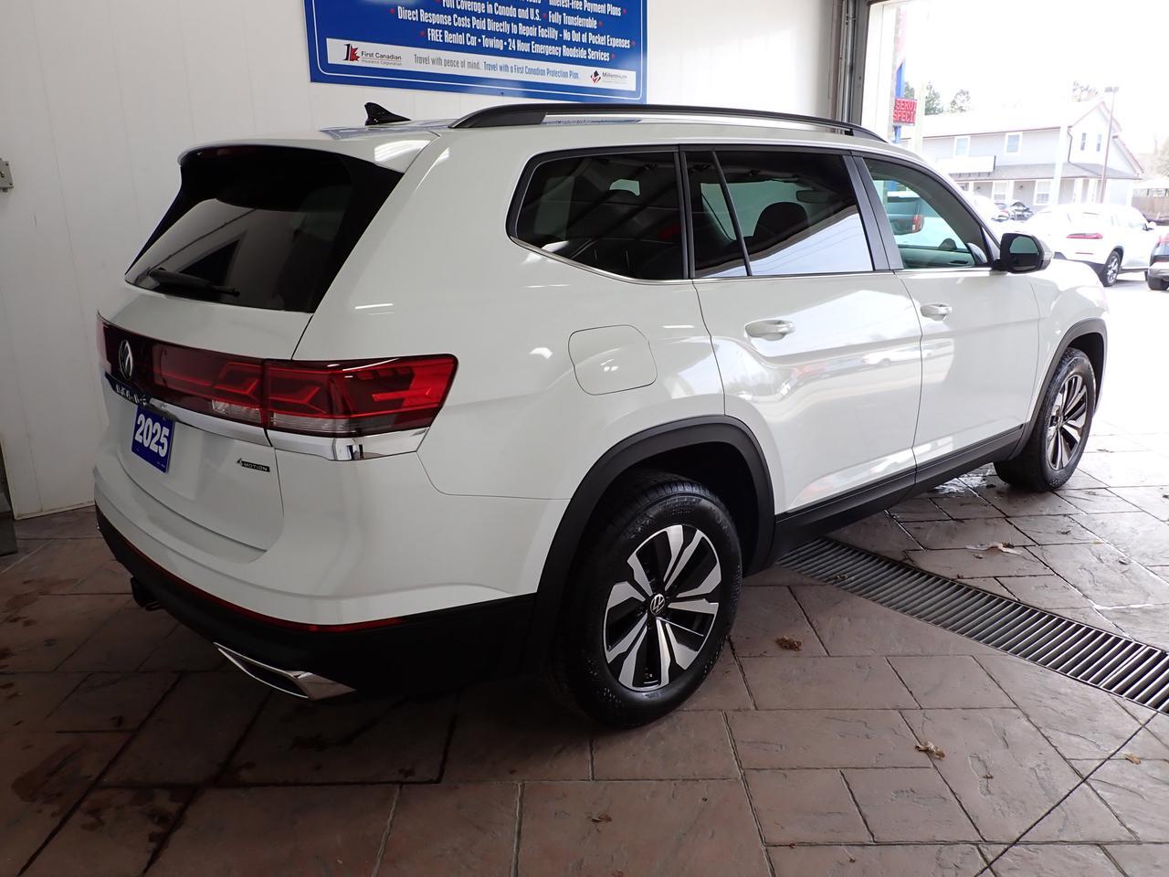 2025 Volkswagen Atlas Comfortline 4WD LEATHER NAVI 7 PASS Listowel ON