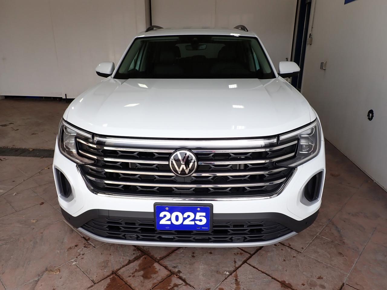 2025 Volkswagen Atlas Comfortline 4WD LEATHER NAVI 7 PASS Listowel ON