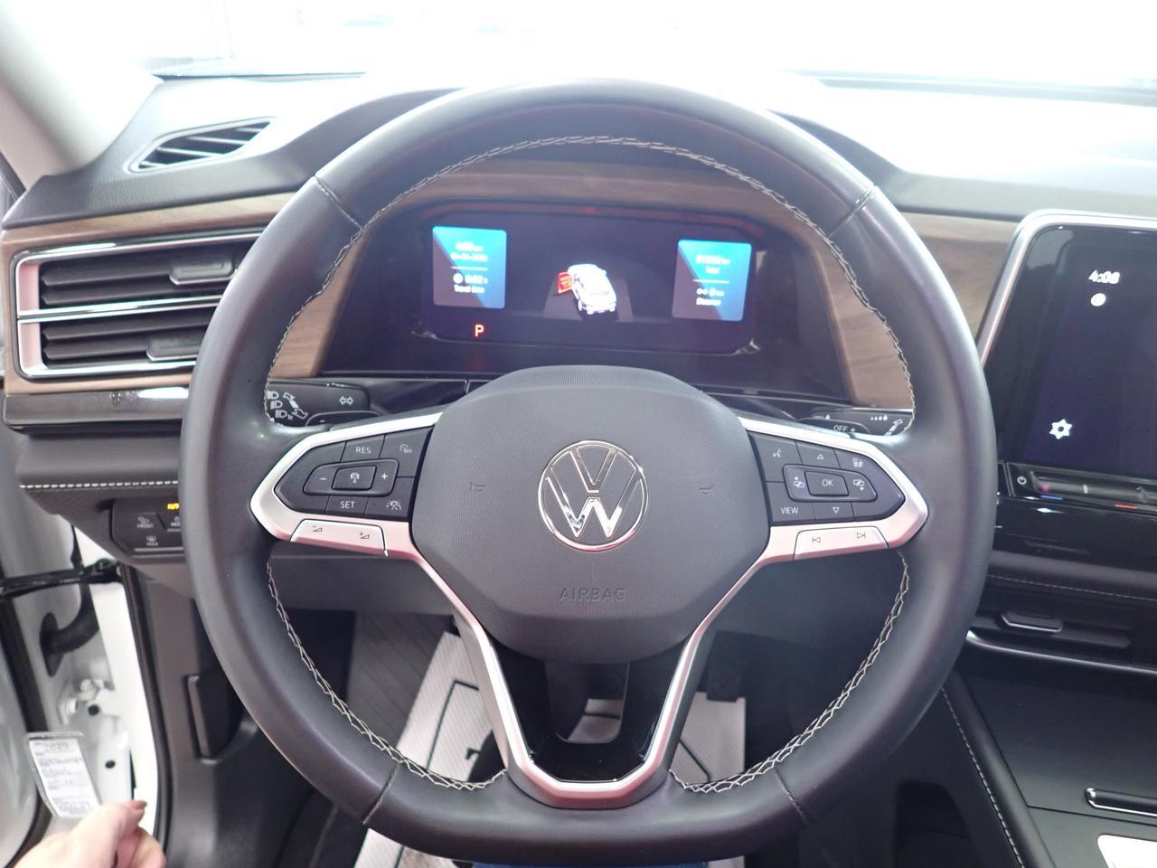 2025 Volkswagen Atlas Comfortline 4WD LEATHER NAVI 7 PASS Listowel ON