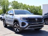 2025 Volkswagen Atlas Cross Sport 2.0T SE Oshkosh WI