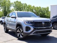 2025 Volkswagen Atlas Cross Sport 2.0T SE