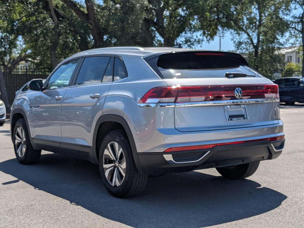 2025 Volkswagen Atlas Cross Sport 2.0T SE San Antonio TX