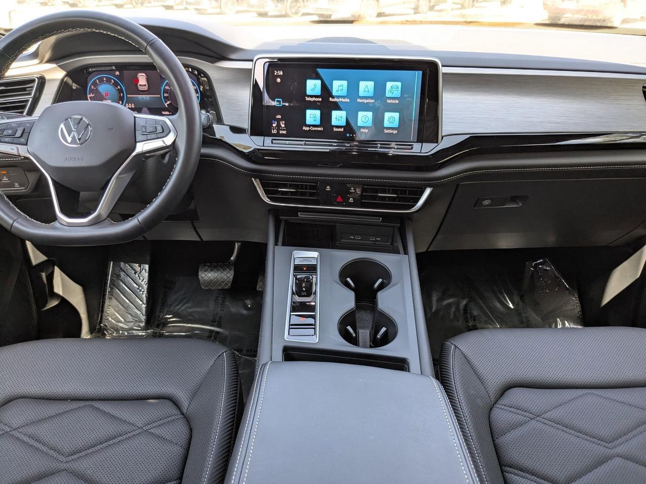 2025 Volkswagen Atlas Cross Sport 2.0T SE San Antonio TX