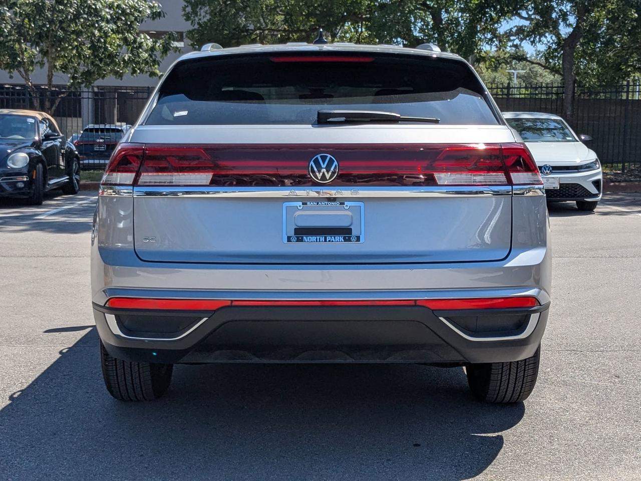 2025 Volkswagen Atlas Cross Sport 2.0T SE San Antonio TX