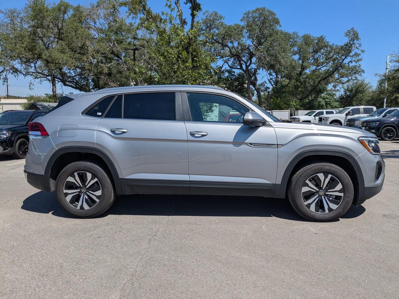 2025 Volkswagen Atlas Cross Sport 2.0T SE San Antonio TX