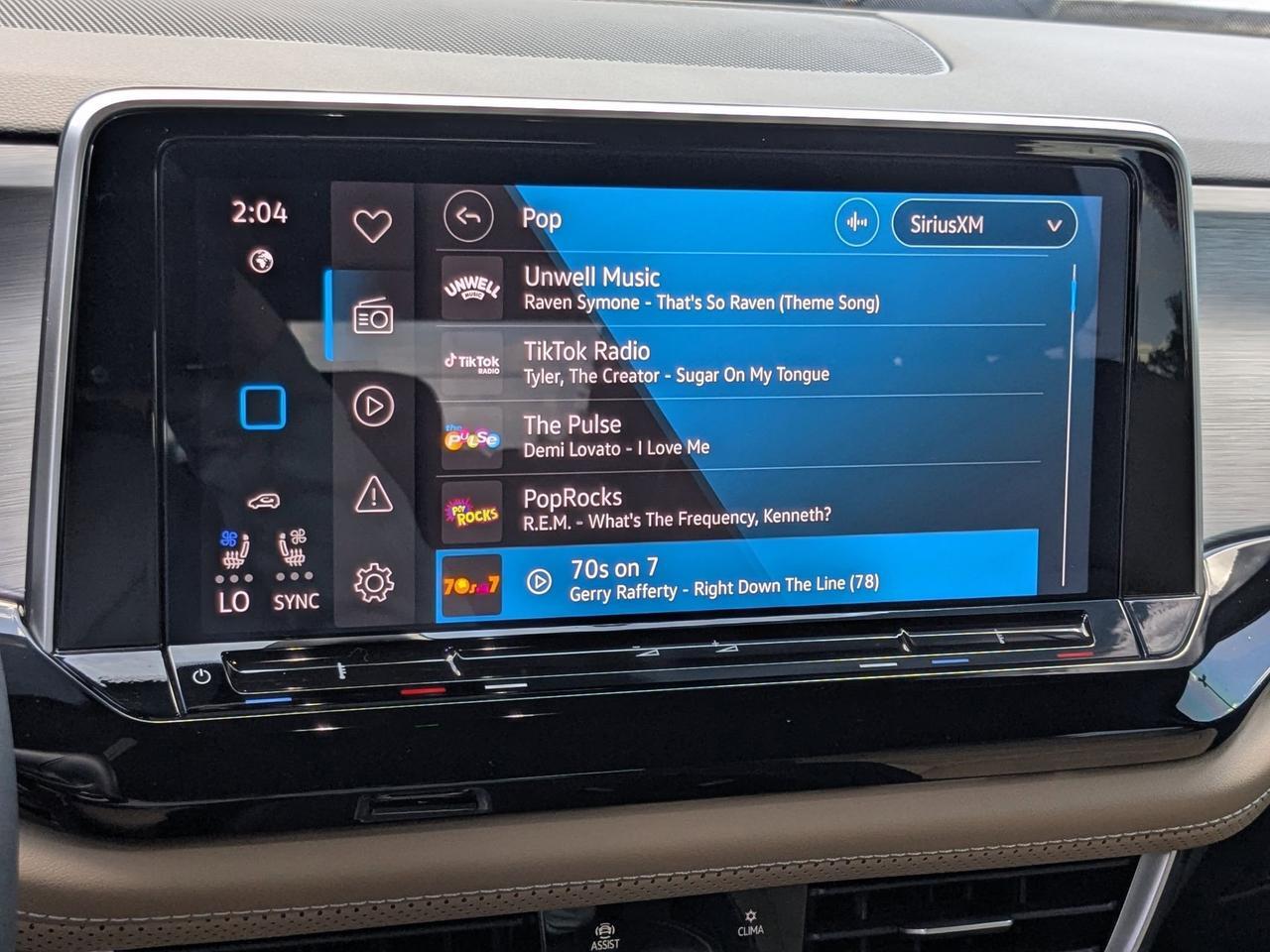 2025 Volkswagen Atlas Cross Sport 2.0T SE San Antonio TX