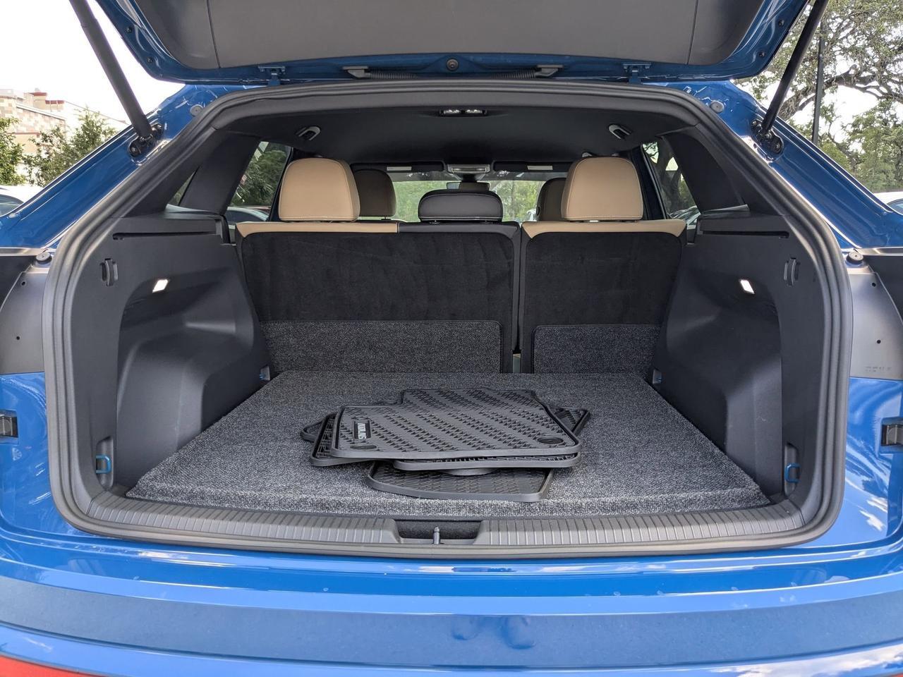 2025 Volkswagen Atlas Cross Sport 2.0T SE San Antonio TX