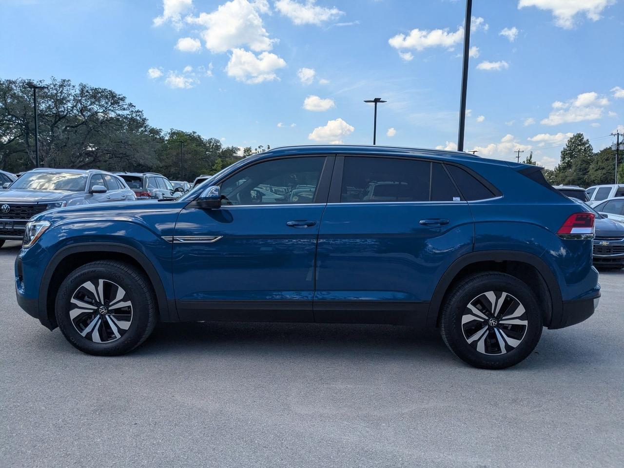 2025 Volkswagen Atlas Cross Sport 2.0T SE San Antonio TX