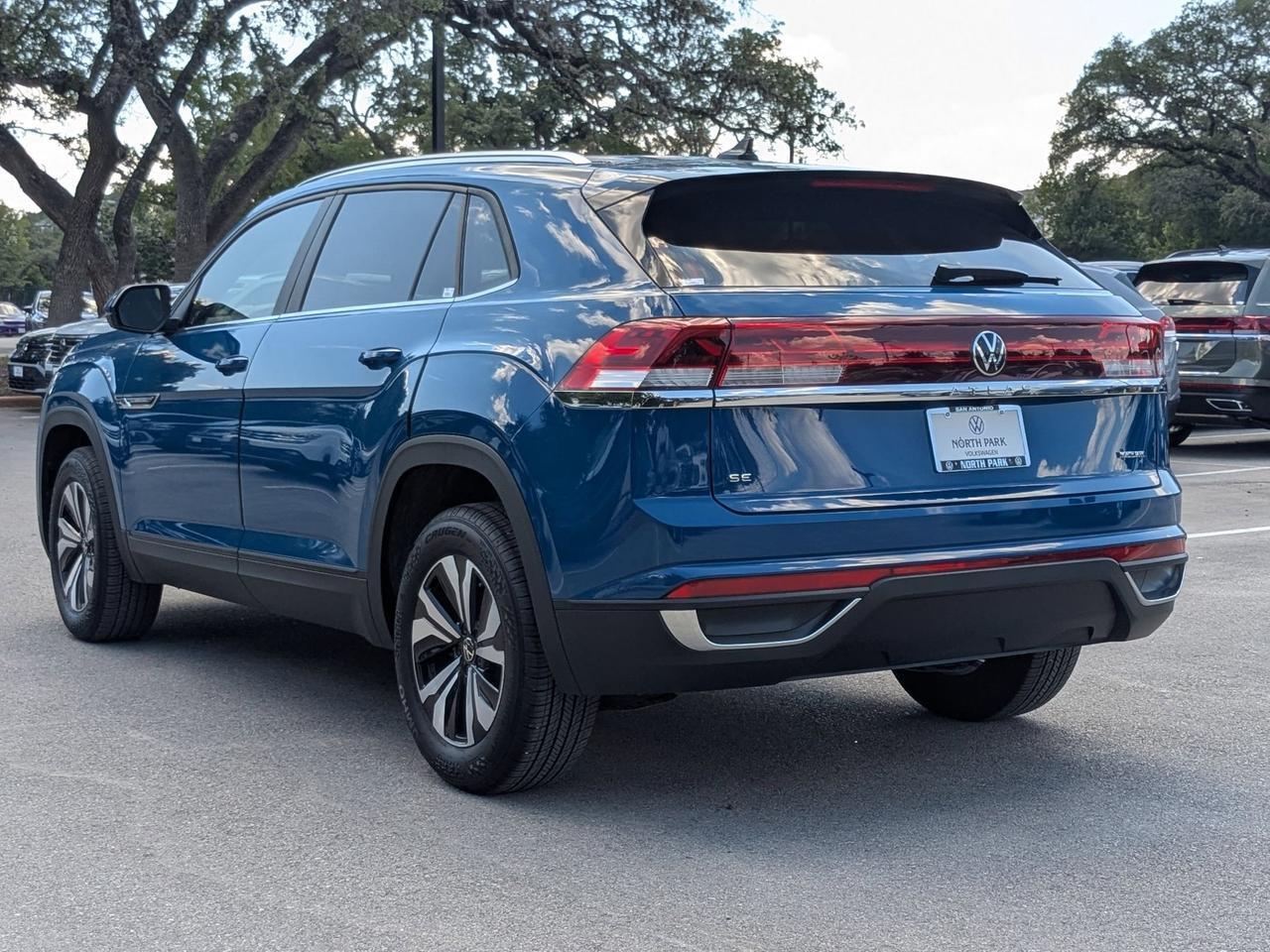 2025 Volkswagen Atlas Cross Sport 2.0T SE San Antonio TX