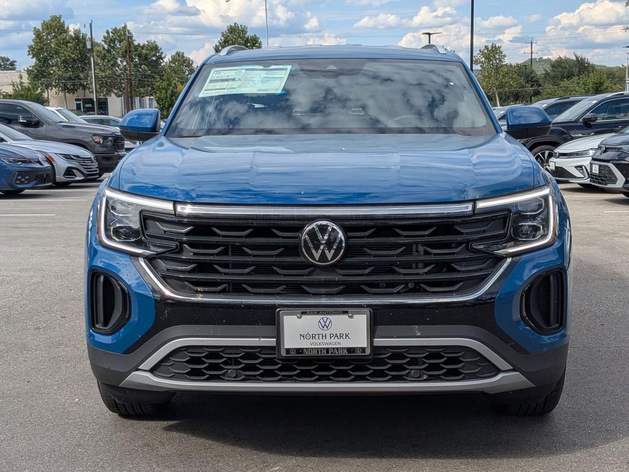 2025 Volkswagen Atlas Cross Sport 2.0T SE San Antonio TX