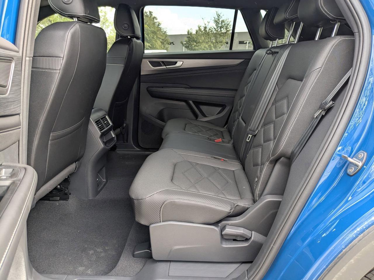 2025 Volkswagen Atlas Cross Sport 2.0T SE San Antonio TX