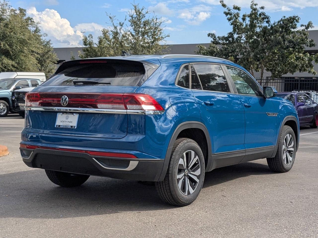 2025 Volkswagen Atlas Cross Sport 2.0T SE San Antonio TX