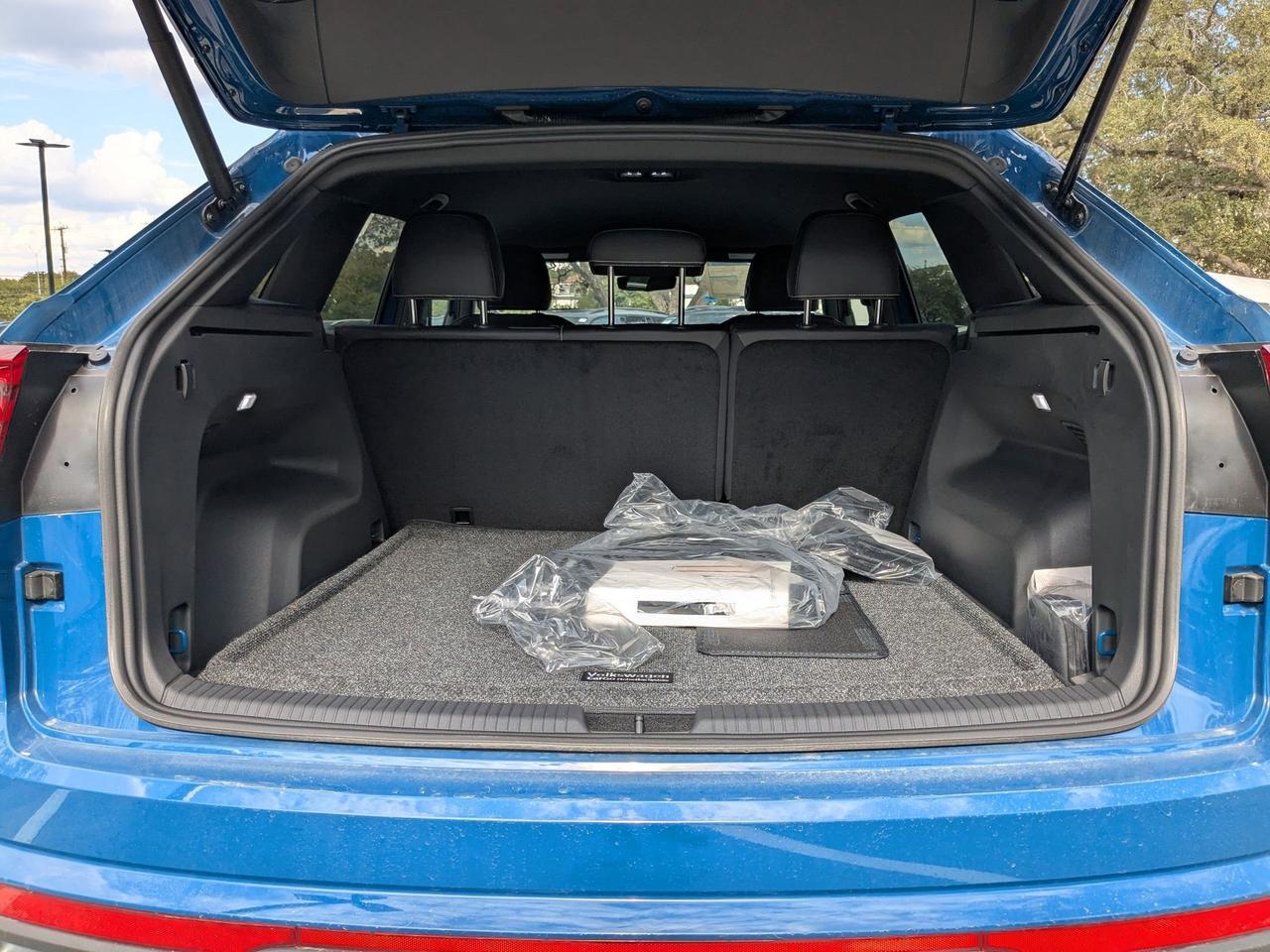 2025 Volkswagen Atlas Cross Sport 2.0T SE San Antonio TX