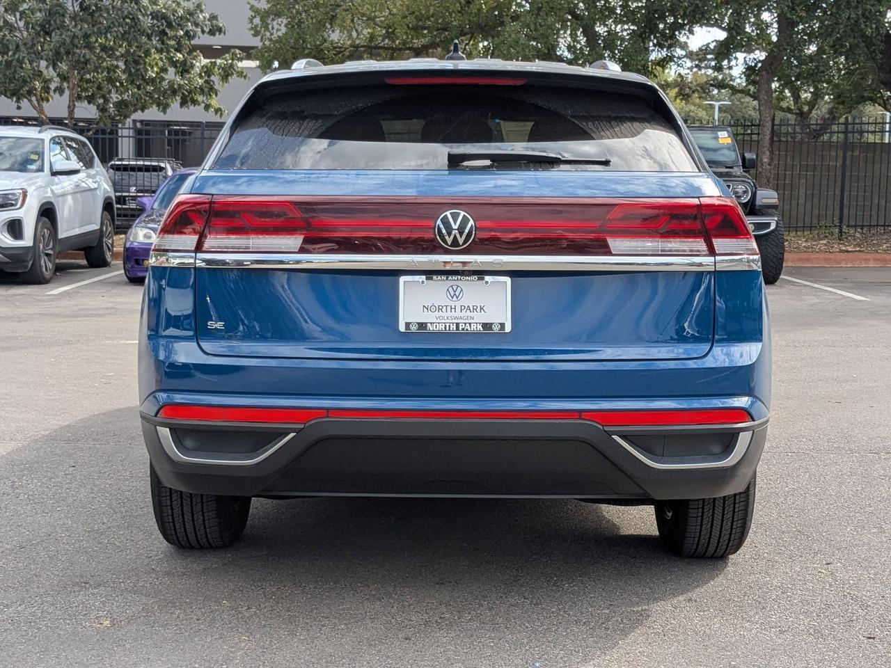 2025 Volkswagen Atlas Cross Sport 2.0T SE San Antonio TX