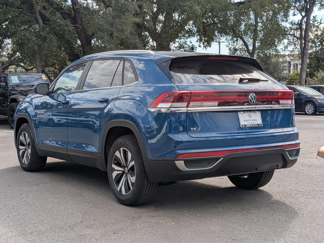2025 Volkswagen Atlas Cross Sport 2.0T SE San Antonio TX