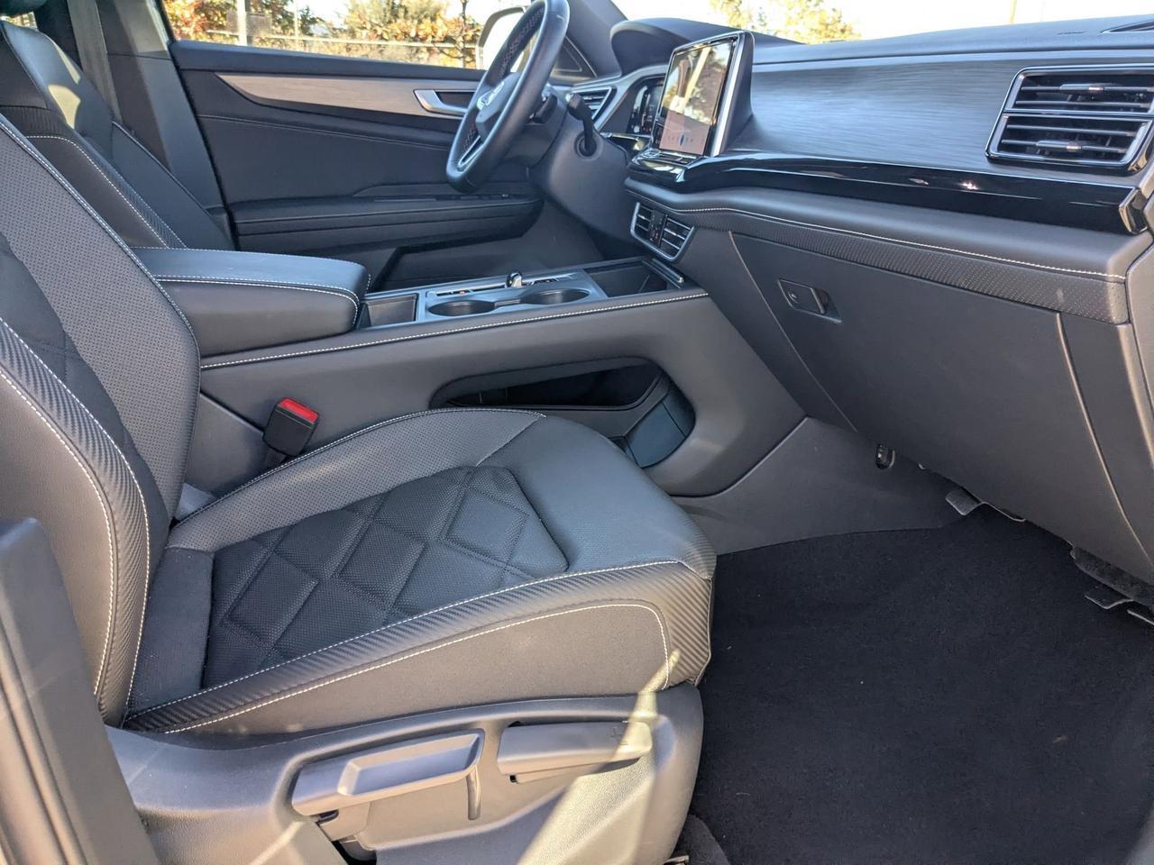 2025 Volkswagen Atlas Cross Sport 2.0T SE San Antonio TX