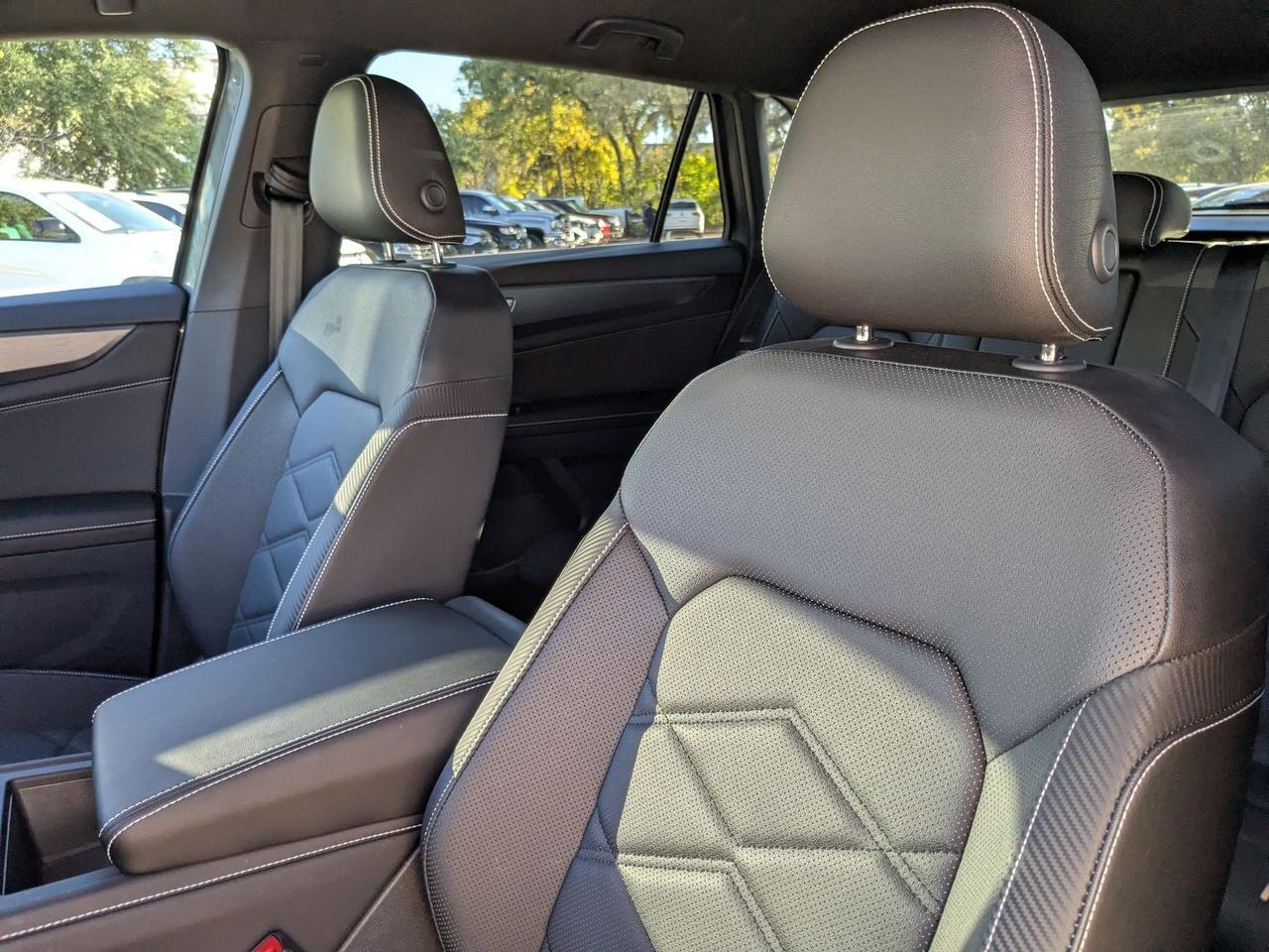 2025 Volkswagen Atlas Cross Sport 2.0T SE San Antonio TX