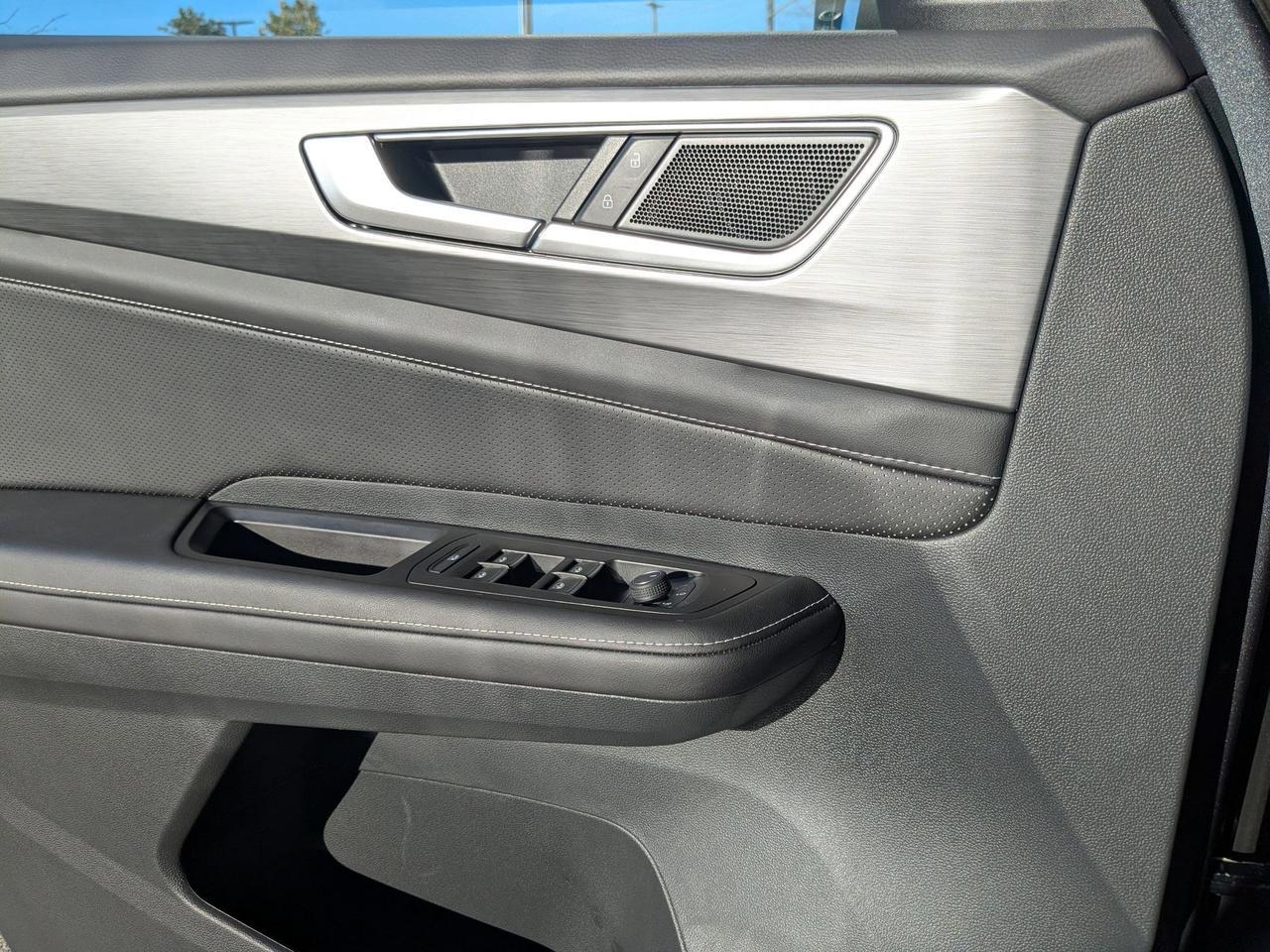 2025 Volkswagen Atlas Cross Sport 2.0T SE San Antonio TX