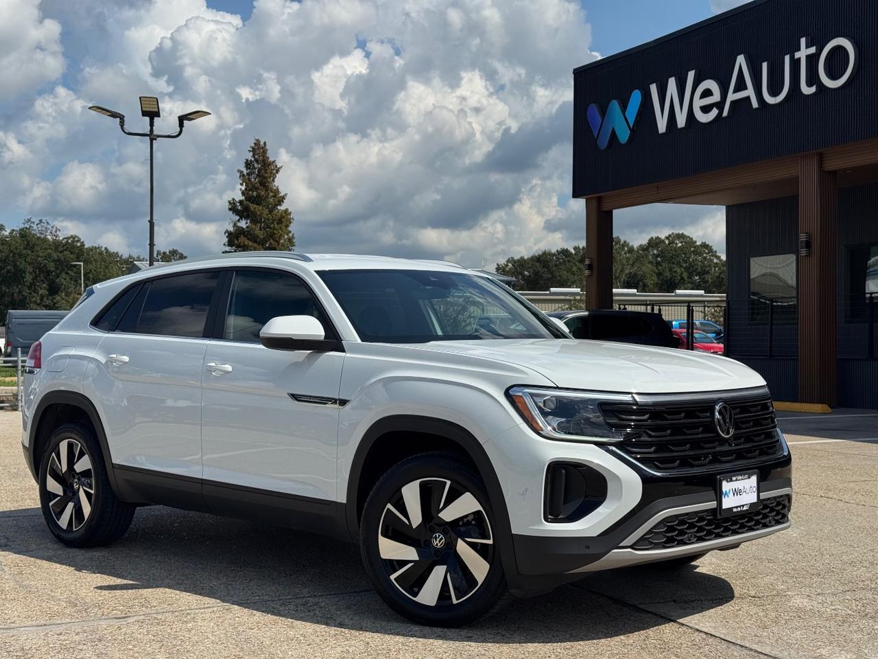 2025 Volkswagen Atlas Cross Sport 2.0T SE w/Technology