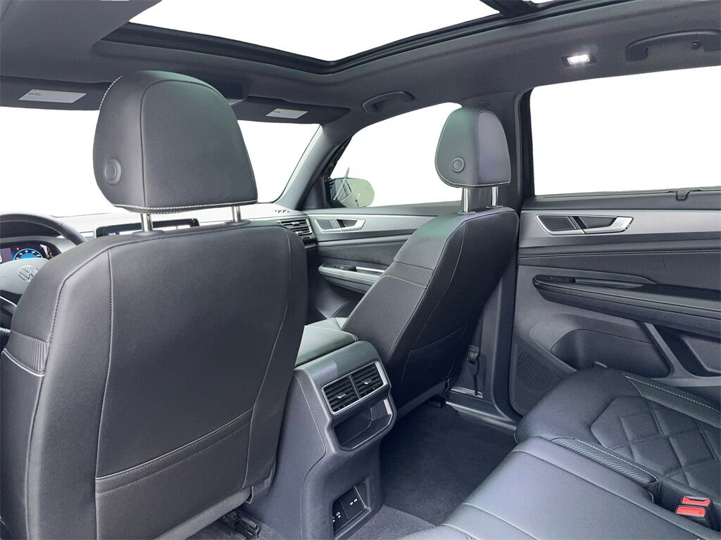 2025 Volkswagen Atlas Cross Sport 2.0T SE w/Technology CAM,PANO,HTD STS,BLIND SPOT Plano TX