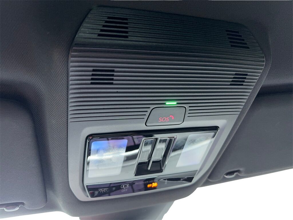 2025 Volkswagen Atlas Cross Sport 2.0T SE w/Technology CAM,PANO,HTD STS,BLIND SPOT Plano TX