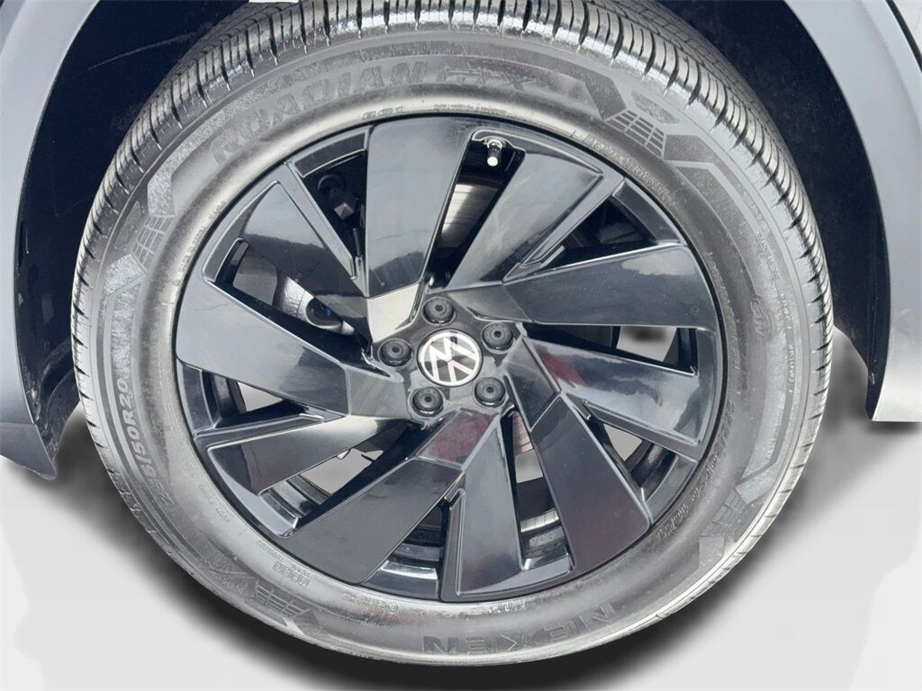 2025 Volkswagen Atlas Cross Sport 2.0T SE w/Technology CAM,PANO,HTD STS,BLIND SPOT Plano TX