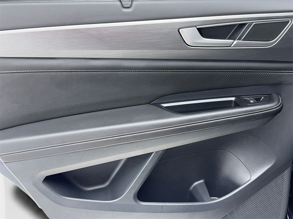 2025 Volkswagen Atlas Cross Sport 2.0T SE w/Technology CAM,PANO,HTD STS,BLIND SPOT Plano TX