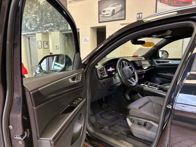 2025 Volkswagen Atlas Cross Sport 2.0T SE w/Technology Charlotte NC