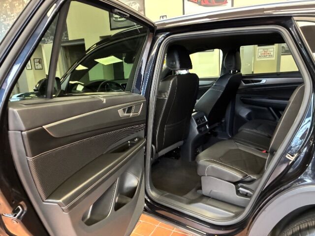 2025 Volkswagen Atlas Cross Sport 2.0T SE w/Technology Charlotte NC