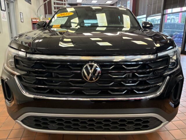 2025 Volkswagen Atlas Cross Sport 2.0T SE w/Technology Charlotte NC