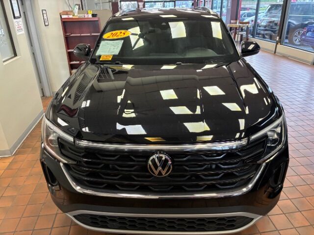 2025 Volkswagen Atlas Cross Sport 2.0T SE w/Technology Charlotte NC
