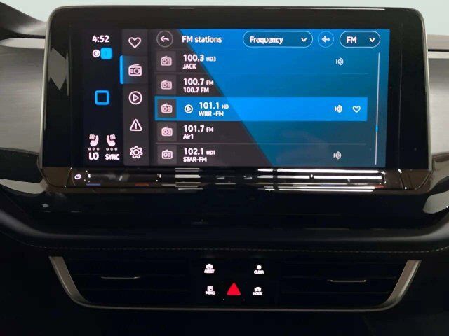 2025 Volkswagen Atlas Cross Sport 2.0T SE w/Technology Dallas TX