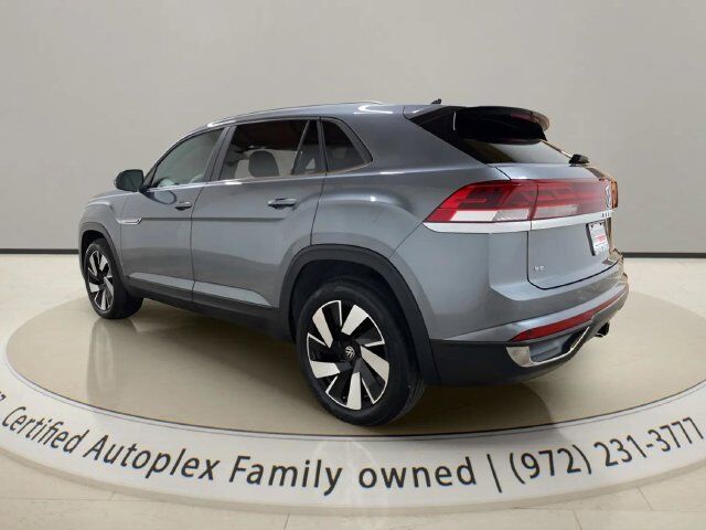 2025 Volkswagen Atlas Cross Sport 2.0T SE w/Technology