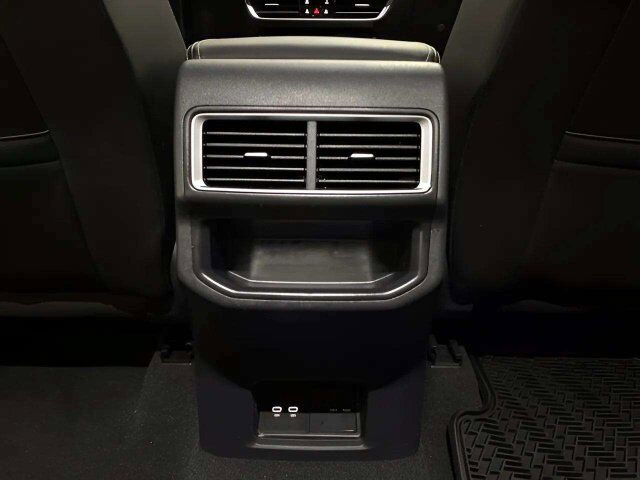 2025 Volkswagen Atlas Cross Sport 2.0T SE w/Technology Dallas TX