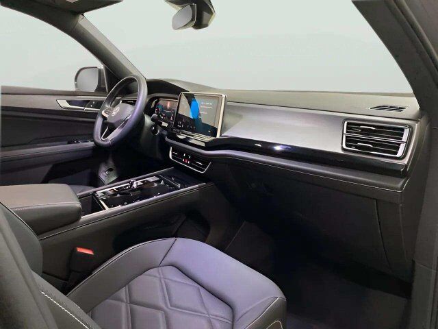 2025 Volkswagen Atlas Cross Sport 2.0T SE w/Technology Dallas TX