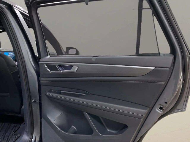 2025 Volkswagen Atlas Cross Sport 2.0T SE w/Technology Dallas TX