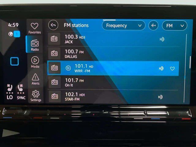 2025 Volkswagen Atlas Cross Sport 2.0T SE w/Technology Dallas TX