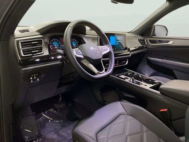 2025 Volkswagen Atlas Cross Sport 2.0T SE w/Technology Dallas TX