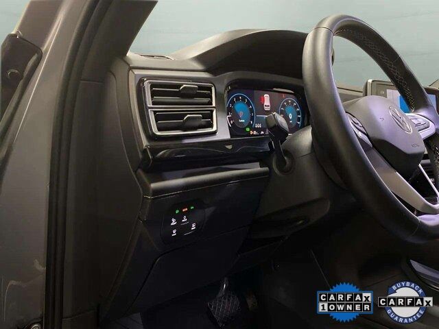 2025 Volkswagen Atlas Cross Sport 2.0T SE w/Technology Dallas TX