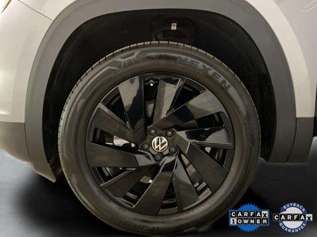 2025 Volkswagen Atlas Cross Sport 2.0T SE w/Technology Dallas TX