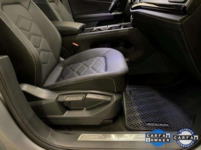 2025 Volkswagen Atlas Cross Sport 2.0T SE w/Technology Dallas TX