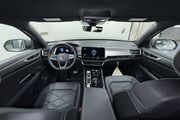 2025 Volkswagen Atlas Cross Sport 2.0T SE w/Technology Oshkosh WI