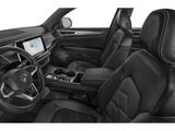 2025 Volkswagen Atlas Cross Sport 2.0T SE w/Technology Oshkosh WI