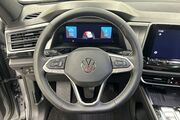 2025 Volkswagen Atlas Cross Sport 2.0T SE w/Technology Oshkosh WI