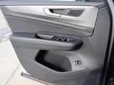 2025 Volkswagen Atlas Cross Sport 2.0T SE w/Technology Oshkosh WI